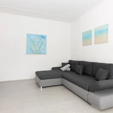 Strawberry Hill By Locap Group Apartma *
