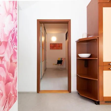 Appartamento Strawberry Hill By Locap Group